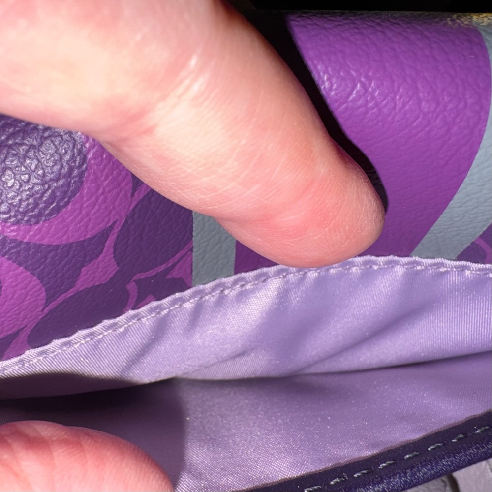 Coach Chelsea BiFold Wallet Signature purple & Gray & dustbag - NWOT - Picture 15 of 16